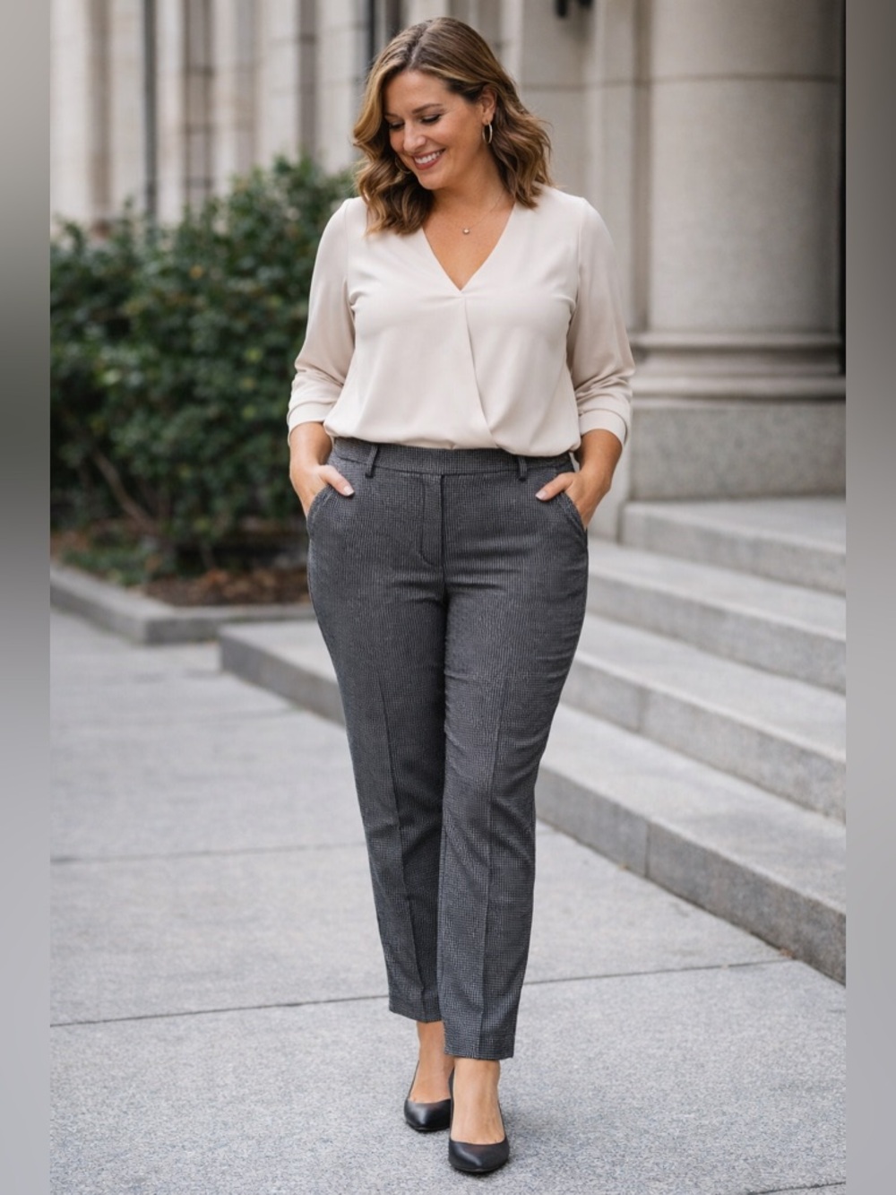 Hilary Radley women’s Gray houndstooth Dress Pants pull-on